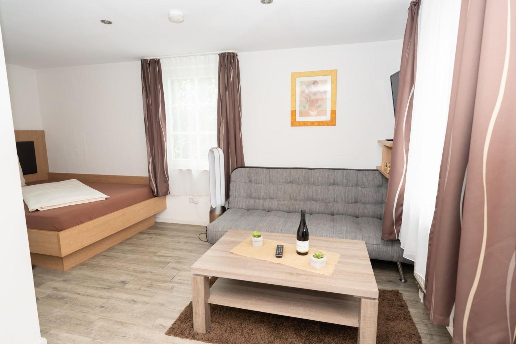 Hotel Garni Burg Waldenstein Rudersberg Luaran gambar