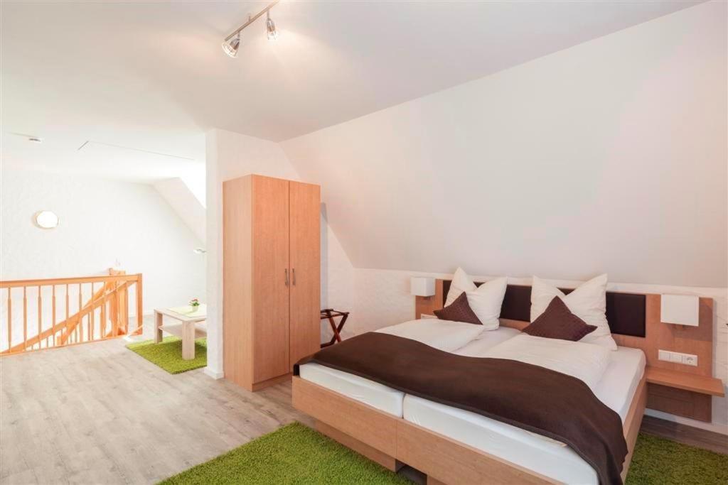 Hotel Garni Burg Waldenstein Rudersberg Luaran gambar